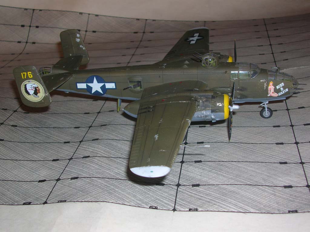 B-25J в масштабе 1:72 от Hasegawa