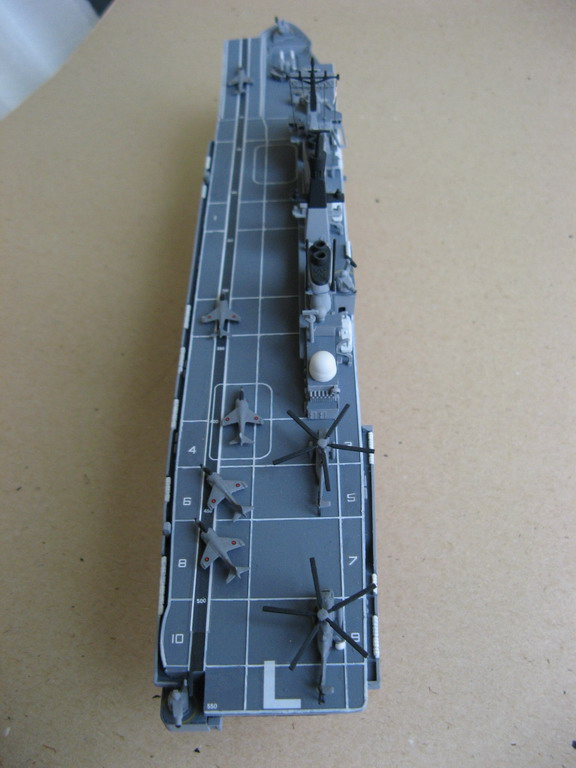 H.M.S. Illustrious 1/700 Revell