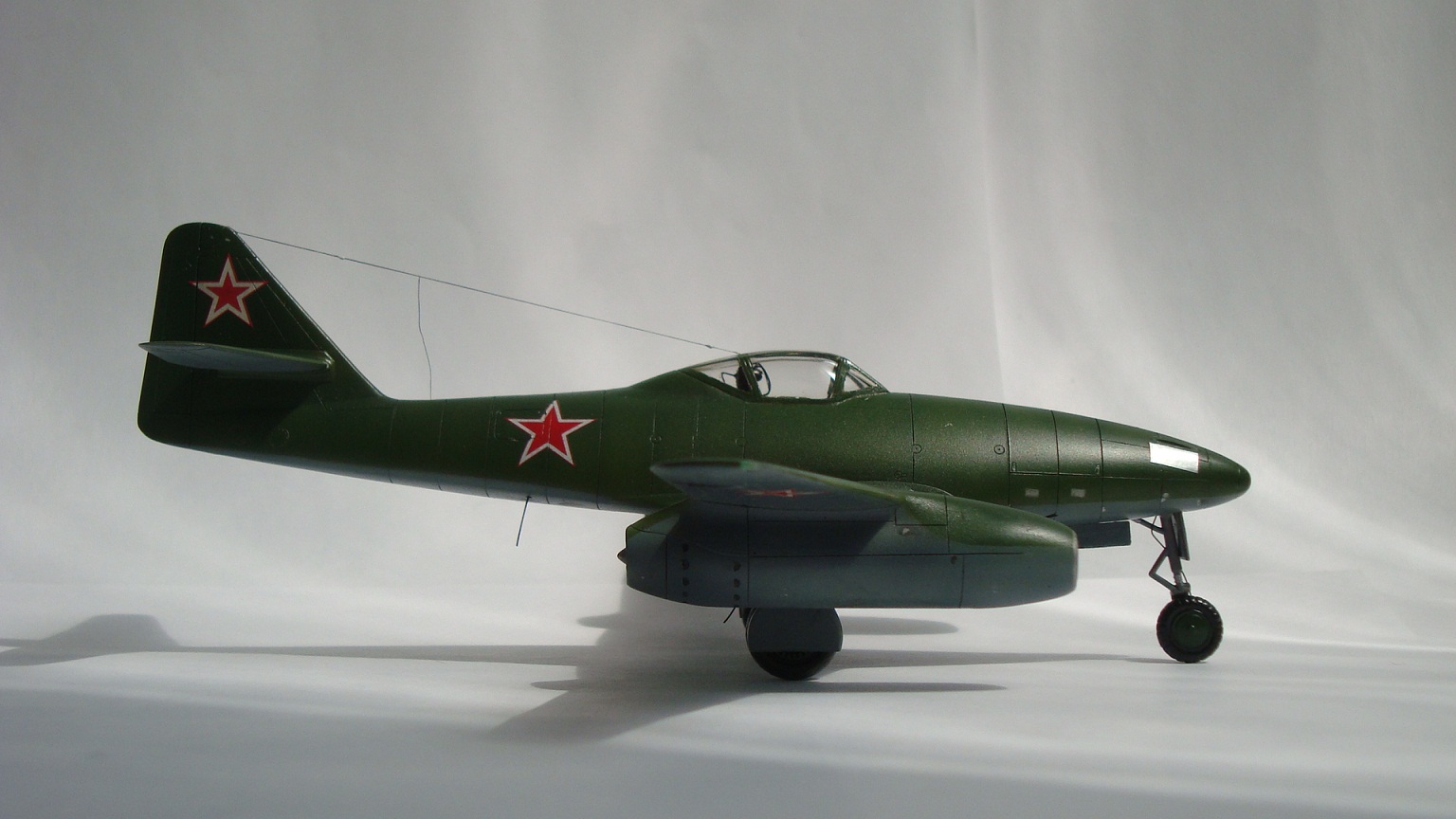 Ме-262. Трофейная ласточка со звёздами.