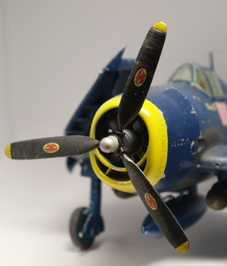 F6F-5 Hellcat