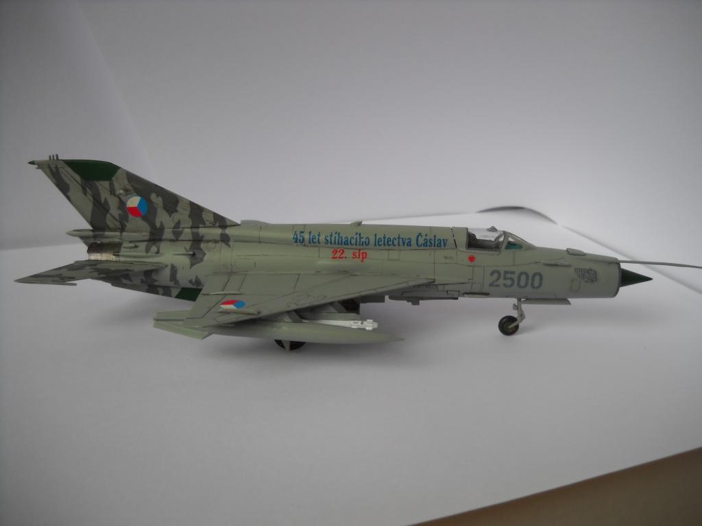 МИГ-21 "чешский тигр"