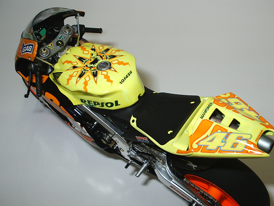 Мотоцикл HONDA RC211V