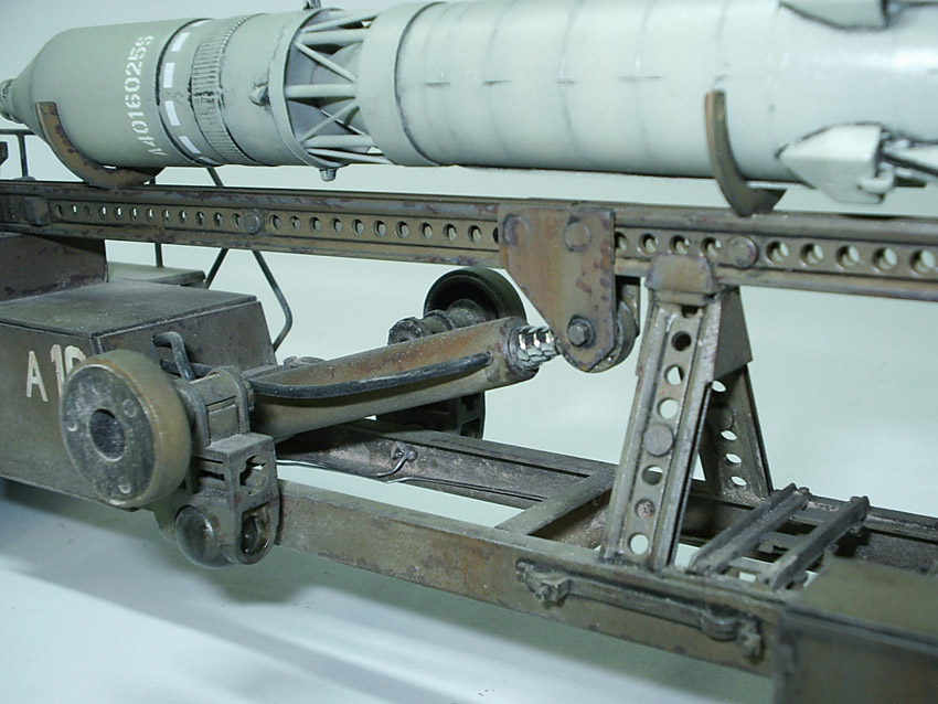 Тягач-ракетовоз