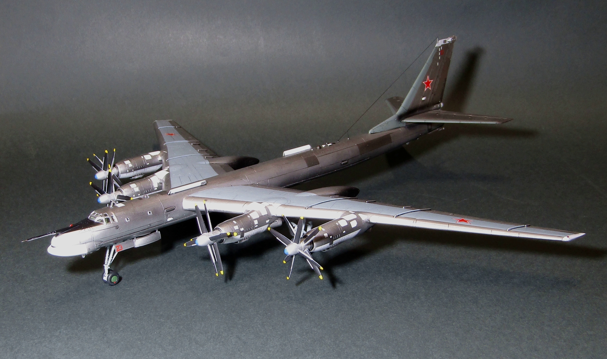 Ту-95МС — Каропка.ру — стендовые модели, военная миниатюра