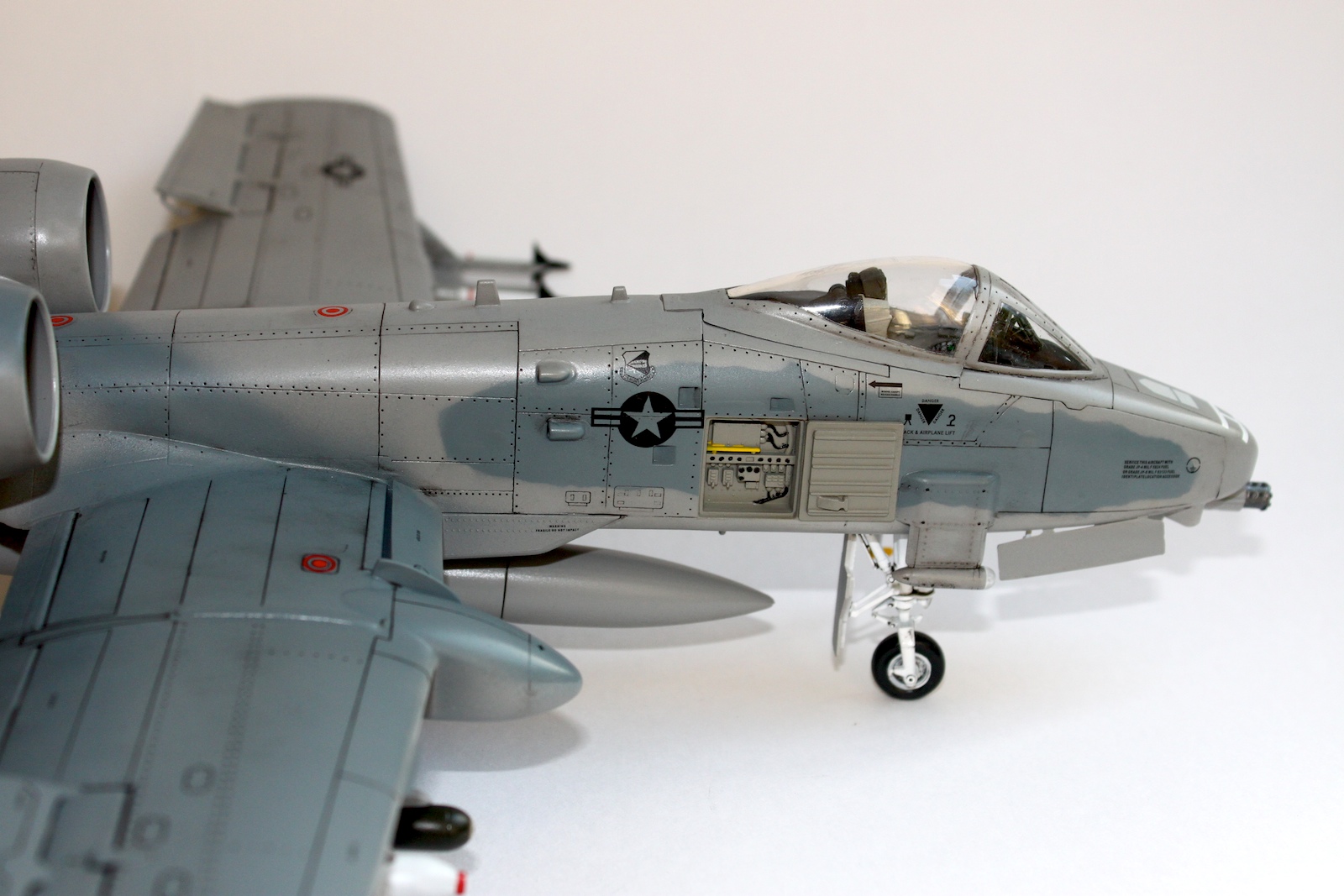 A-10A — Каропка.ру — стендовые модели, военная миниатюра