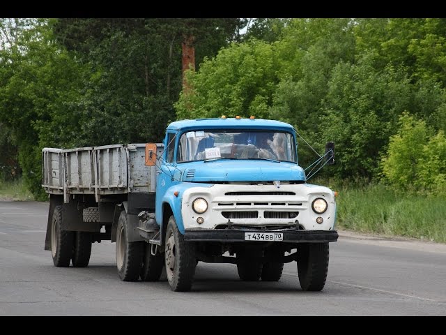 Сборная модель грузовика ЗиЛ-130В1 с п/п ОДАЗ-885 AVD в масштабе 1:43