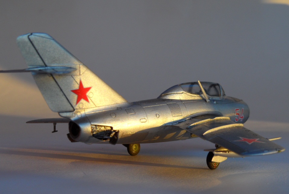 Миг 15 ути