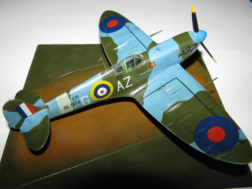 Spitfire Mk VB