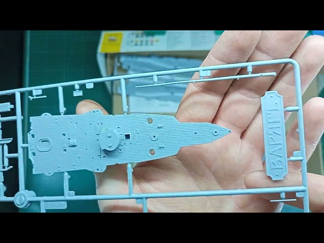 Обзор крейсер "Варяг" от Zvezda