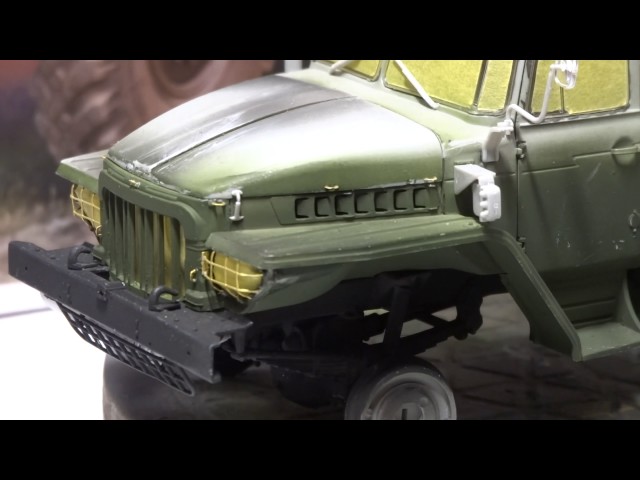 Обзор сборки  БМ 21 на базе Урал375д в масштабе 1/35