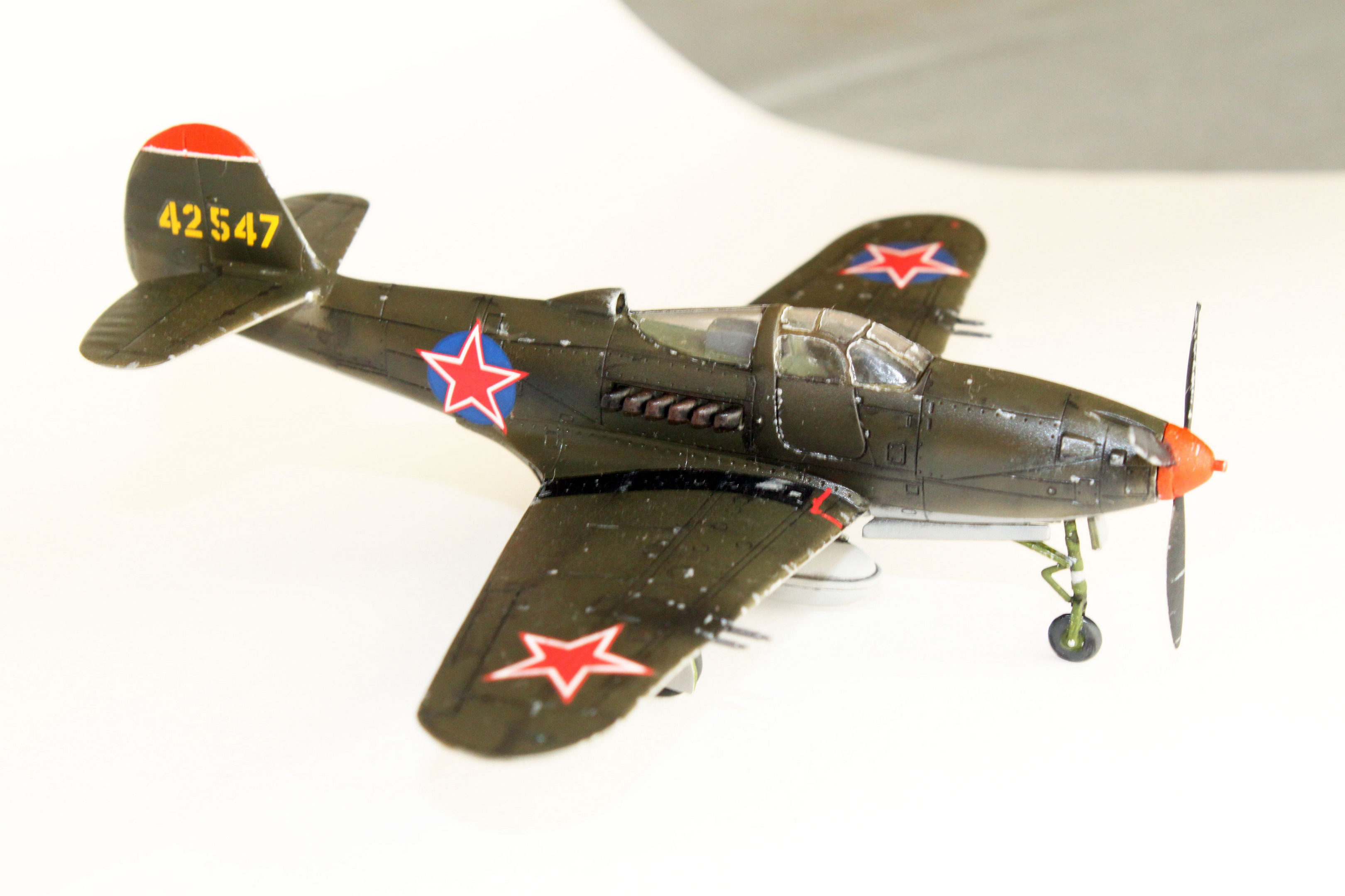 P-39N Аэрокобра — Каропка.ру — стендовые модели, военная миниатюра