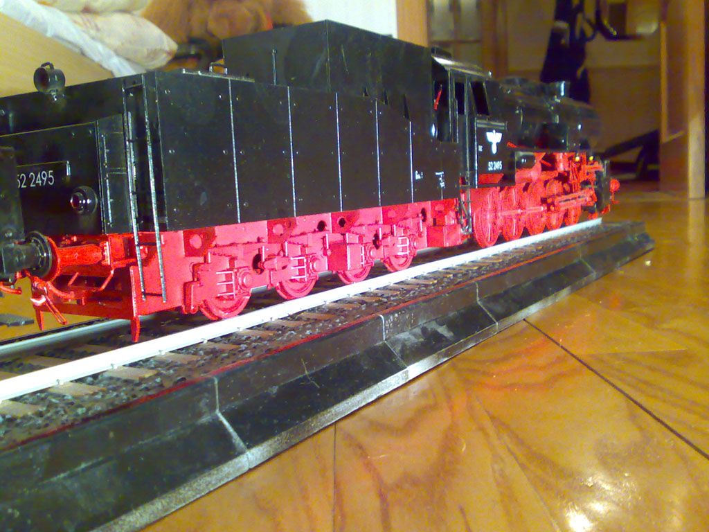 паравоз в масштабе 1:35 от трампетера