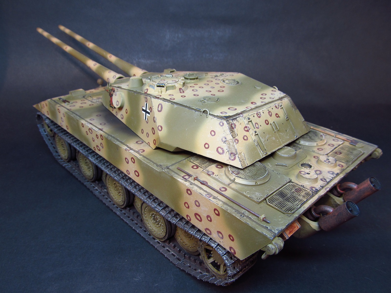 Pz Kpfw E 100 Ausf G Mit 10 5 Cm Zwilling Doppeladler — Каропка ру — стендовые модели