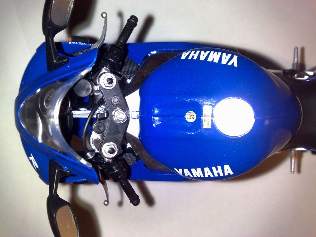 Tamiya Yamaha YZF-R1 1:12