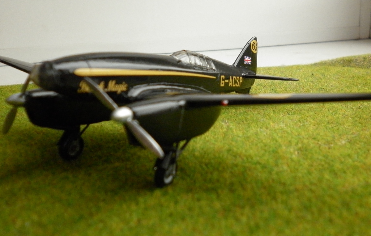 DH 88 G-ACSP Black Magic