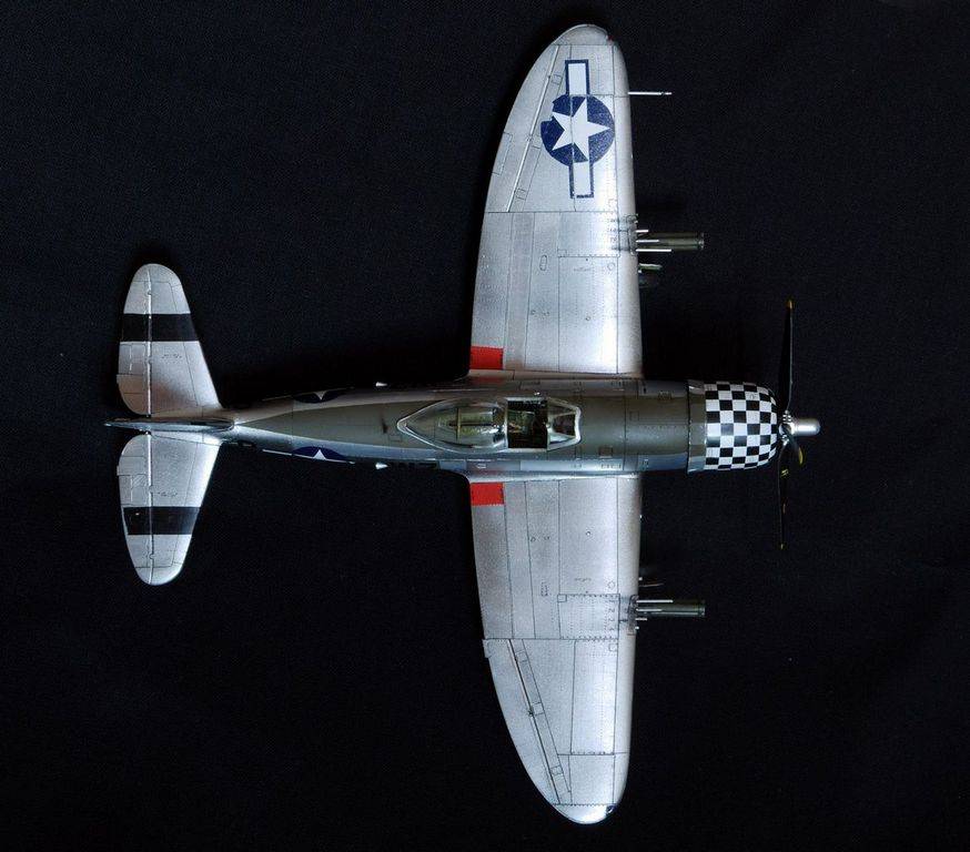 P-47D Thunderbolt  Учебно-развлекательный кувшин :)