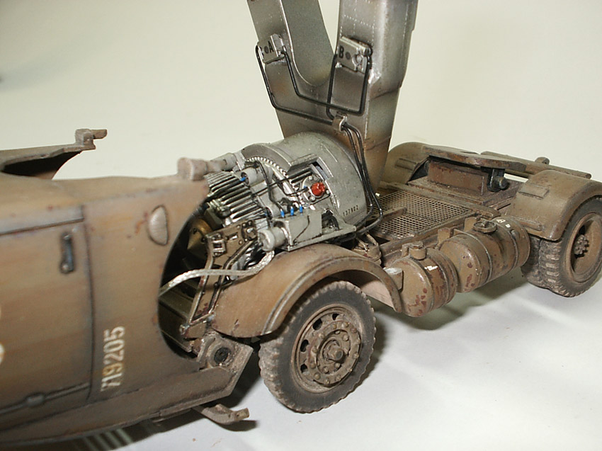 Тягач-ракетовоз