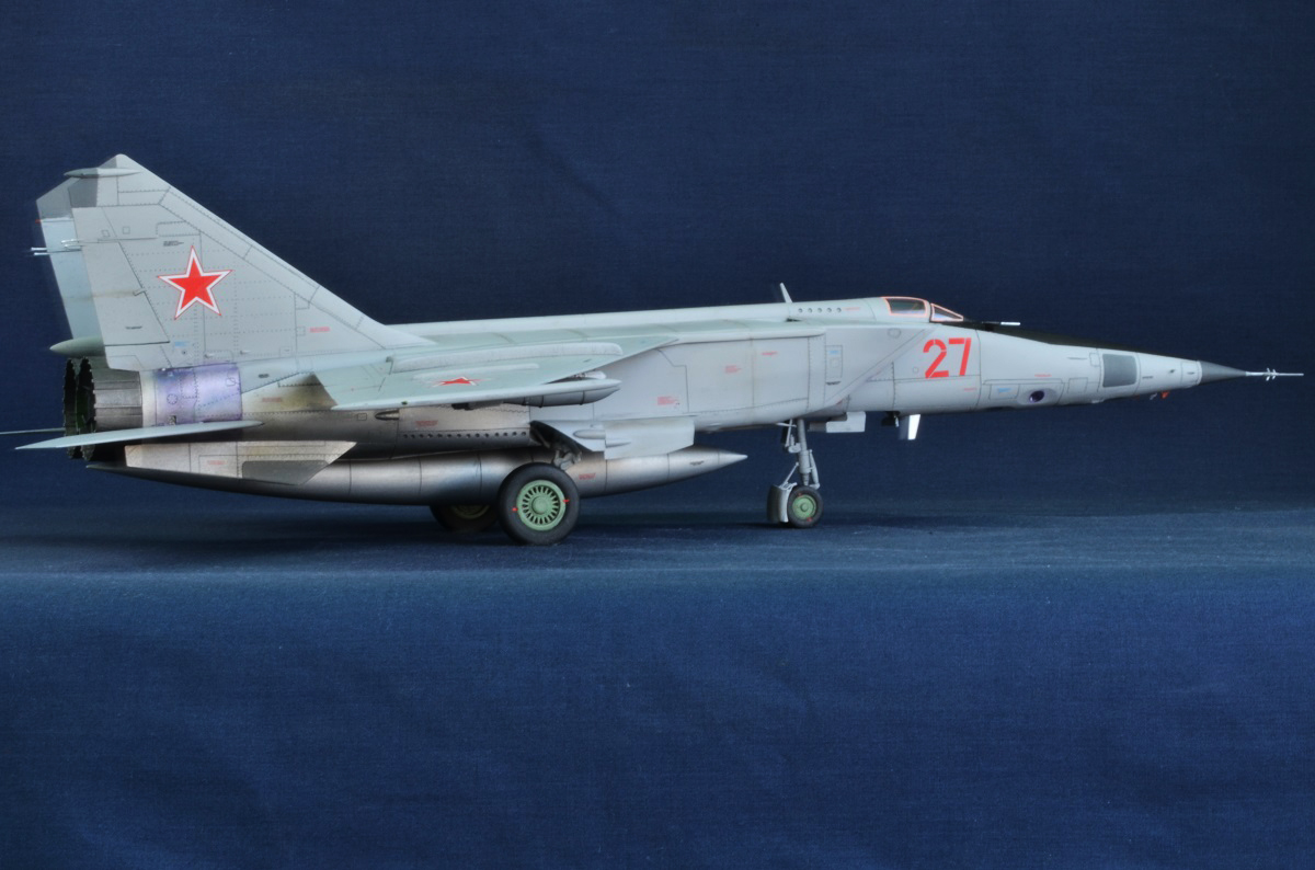 МиГ-25РБ — Каропка.ру — стендовые модели, военная миниатюра