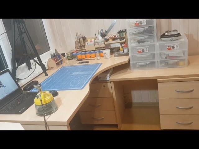 Уголок моделиста часть #2. Стол для моделиста своими руками.