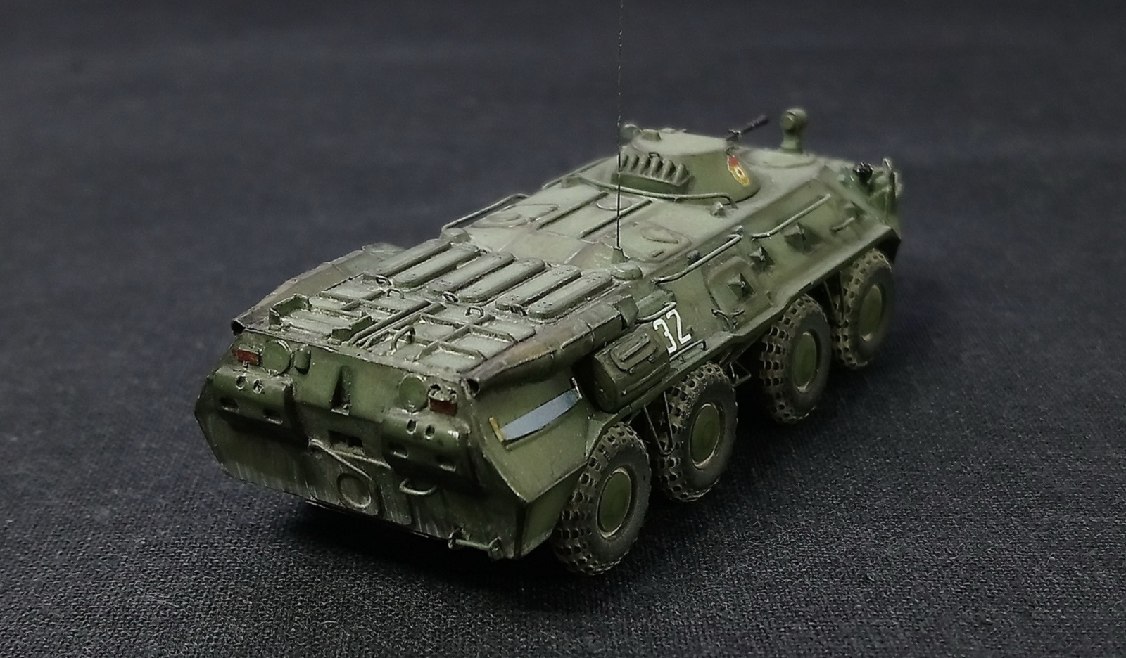 БТР-80 (ЗВЕЗДА) 1/100 — Каропка.ру — стендовые модели, военная миниатюра