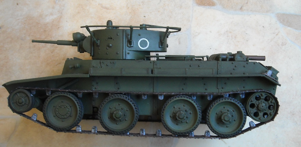 ...маленький такой.