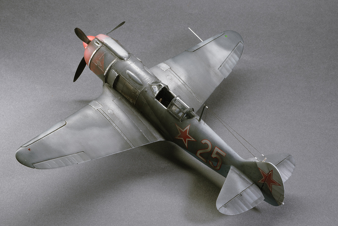 Ла-5ФН — Каропка.ру — стендовые модели, военная миниатюра