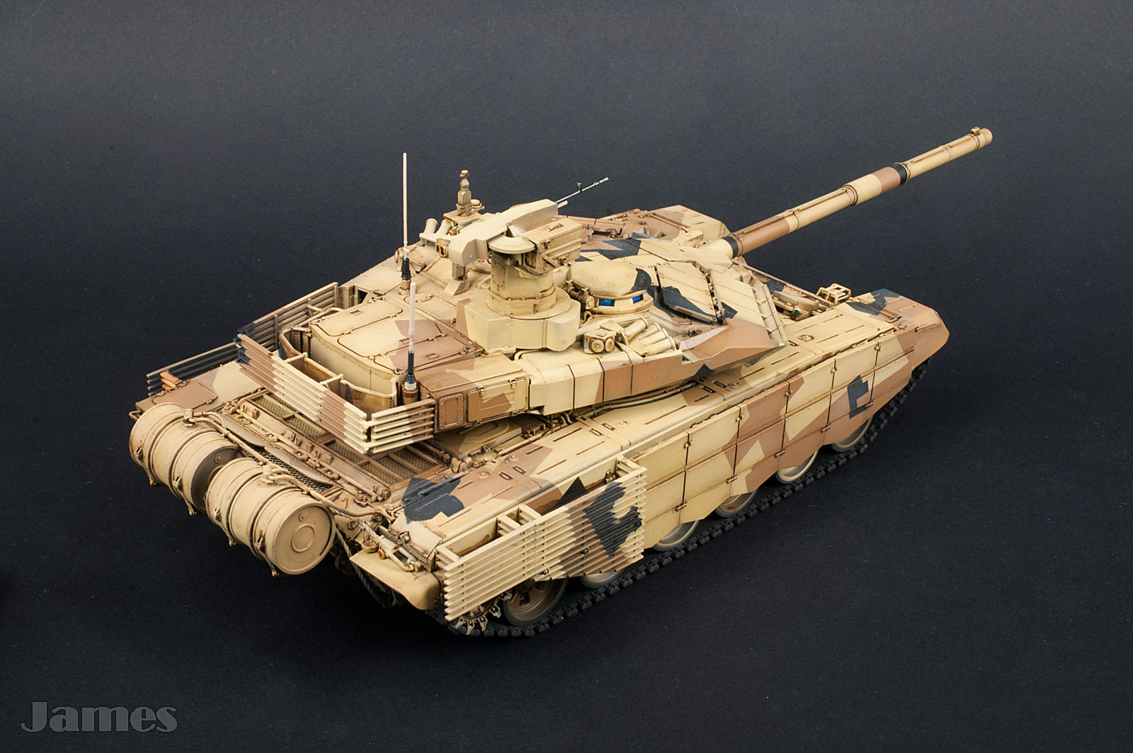 Т-90МС — Каропка.ру — стендовые модели, военная миниатюра