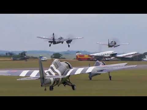 Показ действующих старых самолетов 1