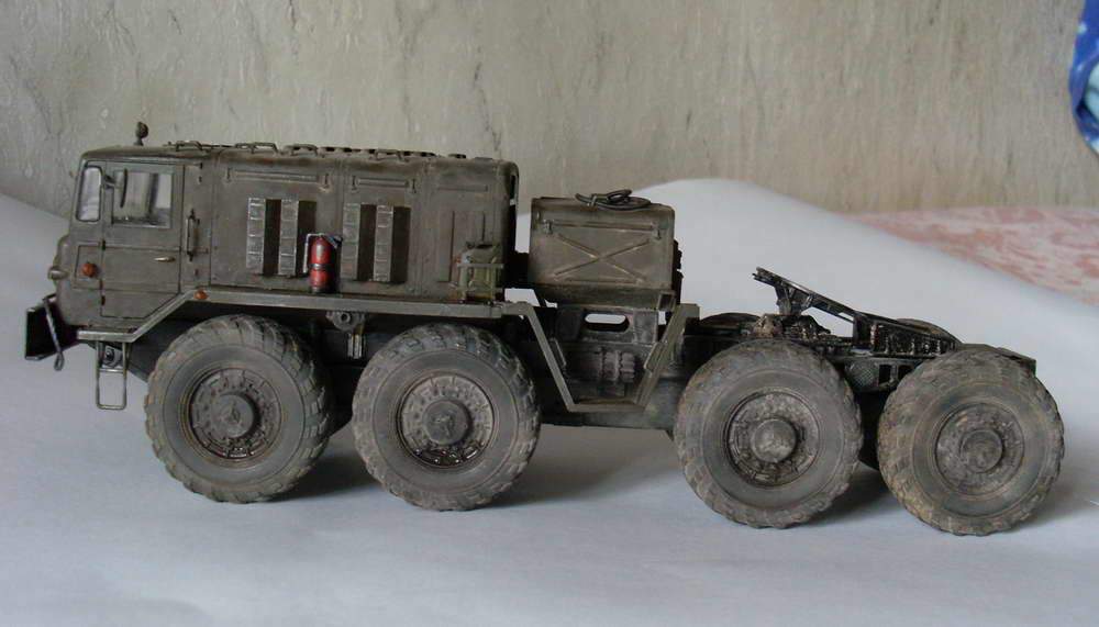 Тяжёлый танковый тягач МАЗ-537