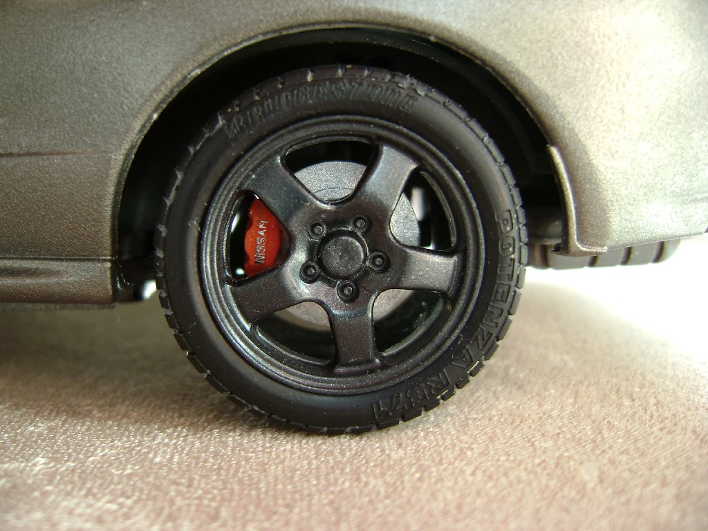 Tamiya Nissan Skyline GT-R 1:24