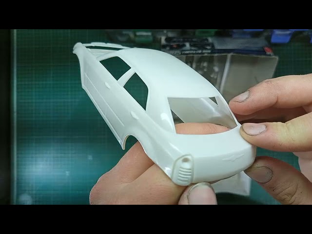 Модель с барахолки - Chrysler 300C 2005