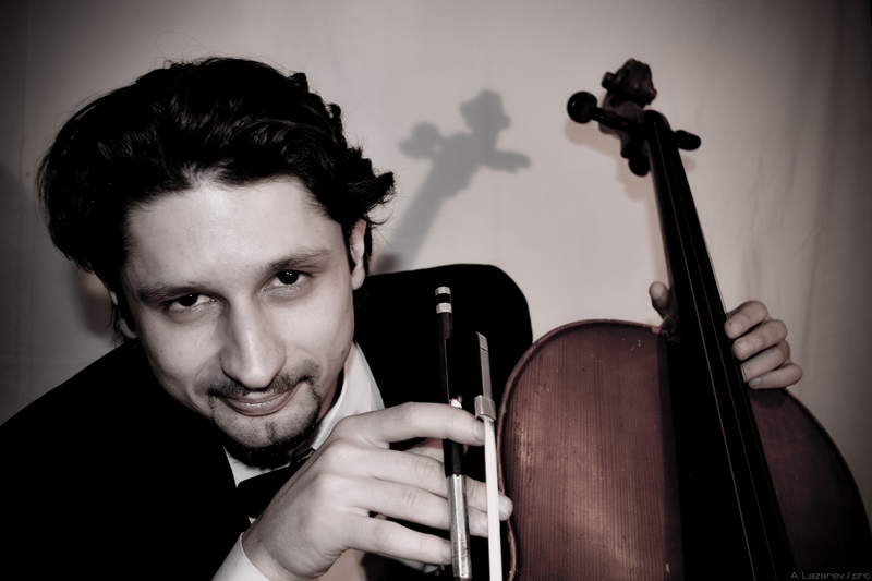 Игорь Петров