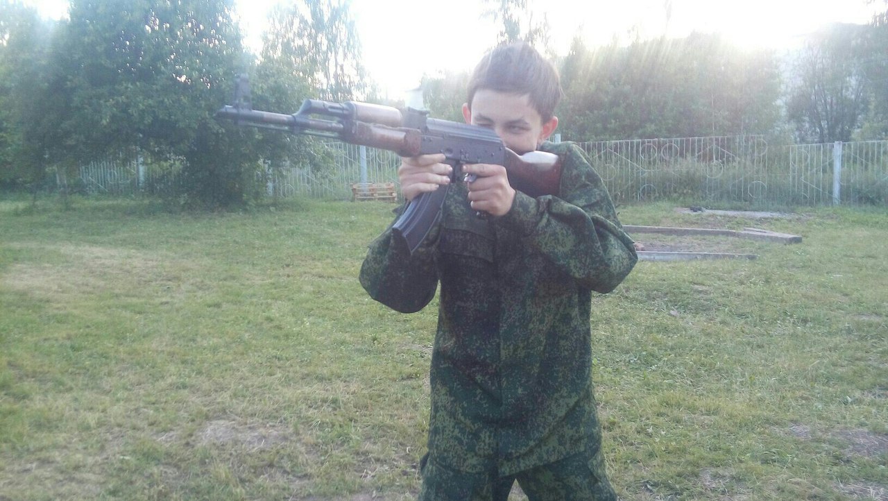 максим харлов