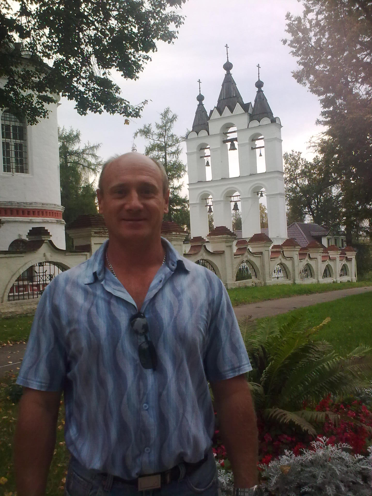 Олег Маниленко