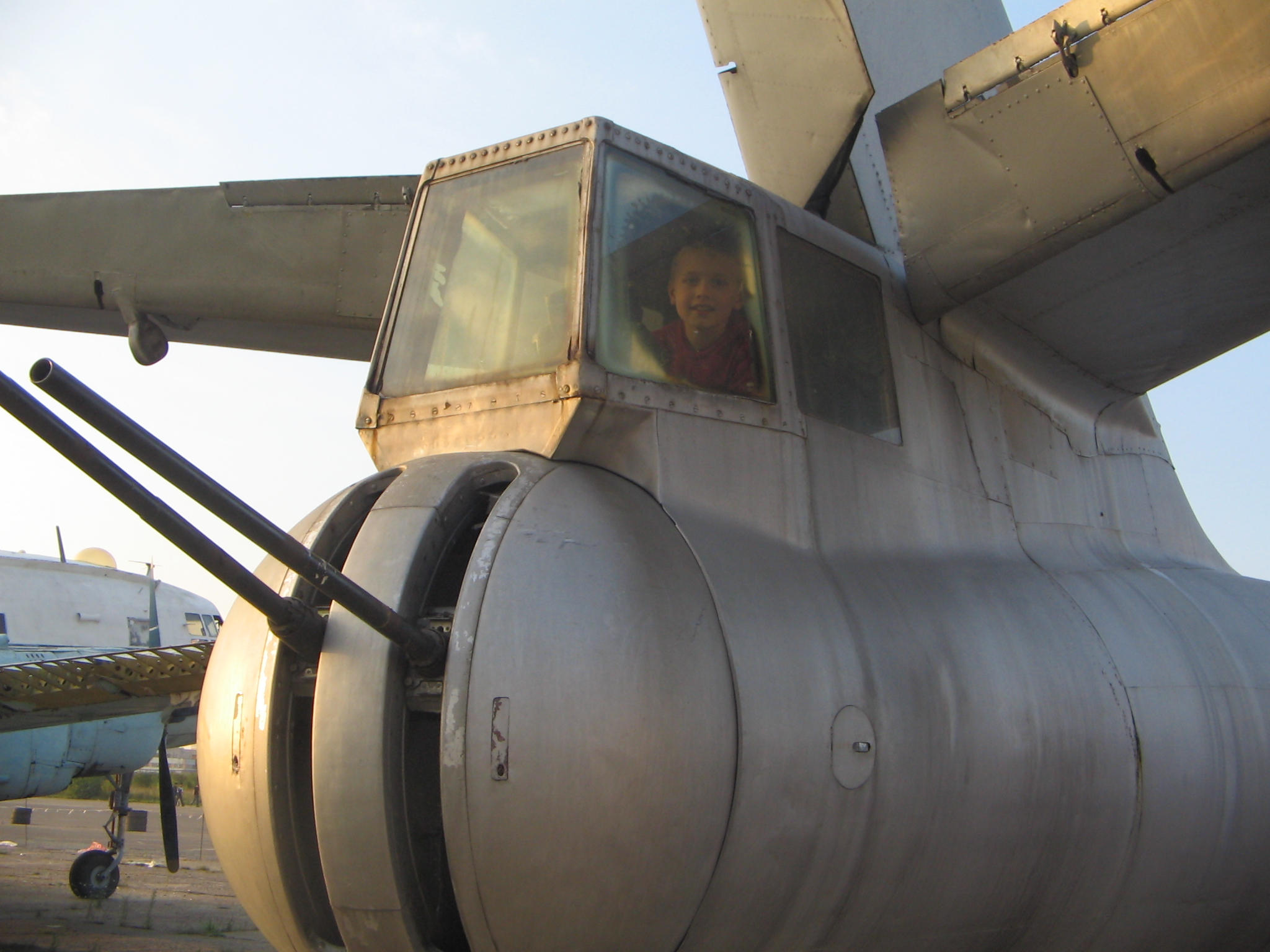 Даниил Титов