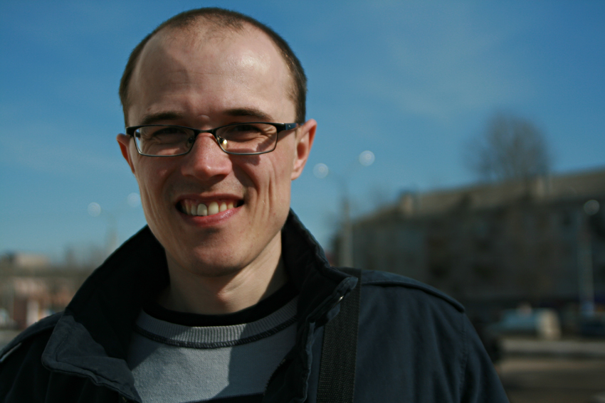 Андрей Попов