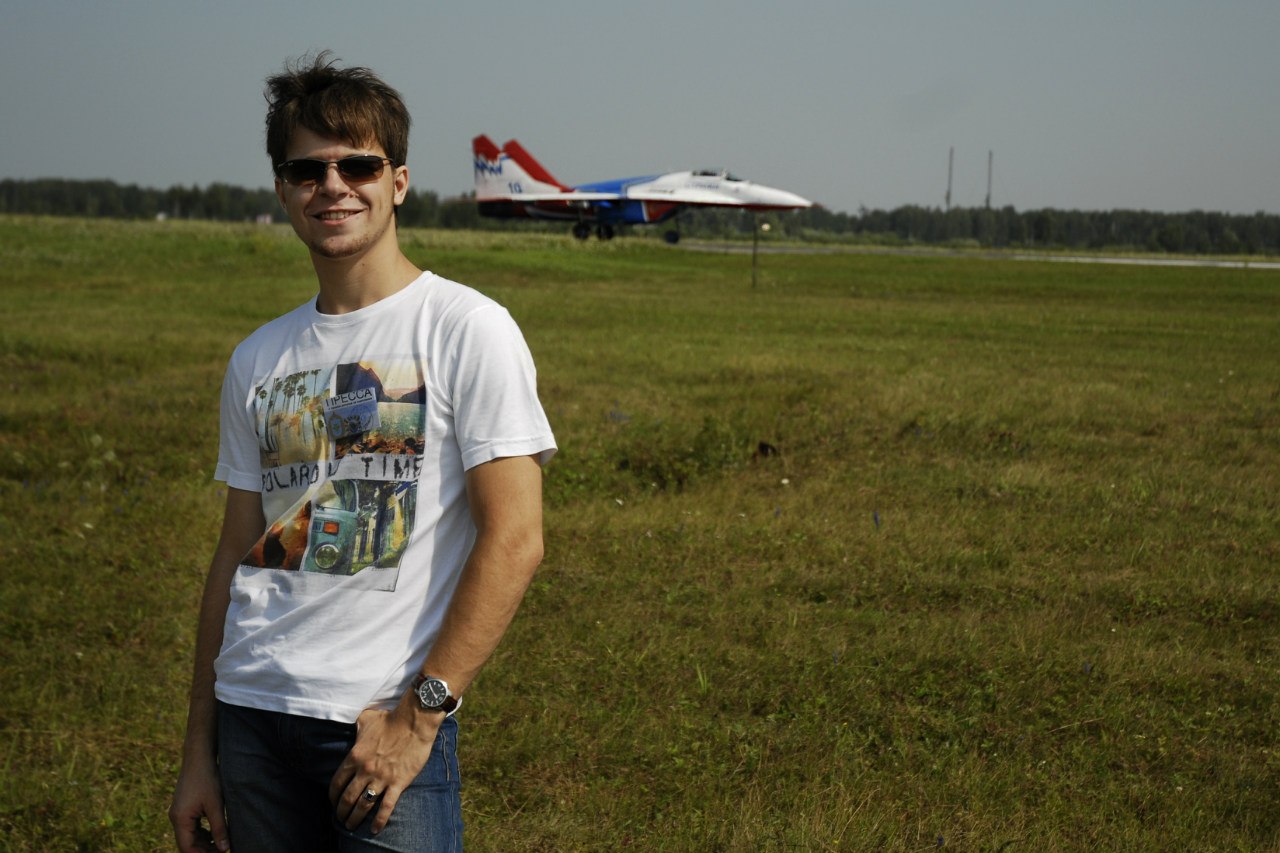 Виктор Долгошеев