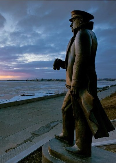 Дмитрий Бурков