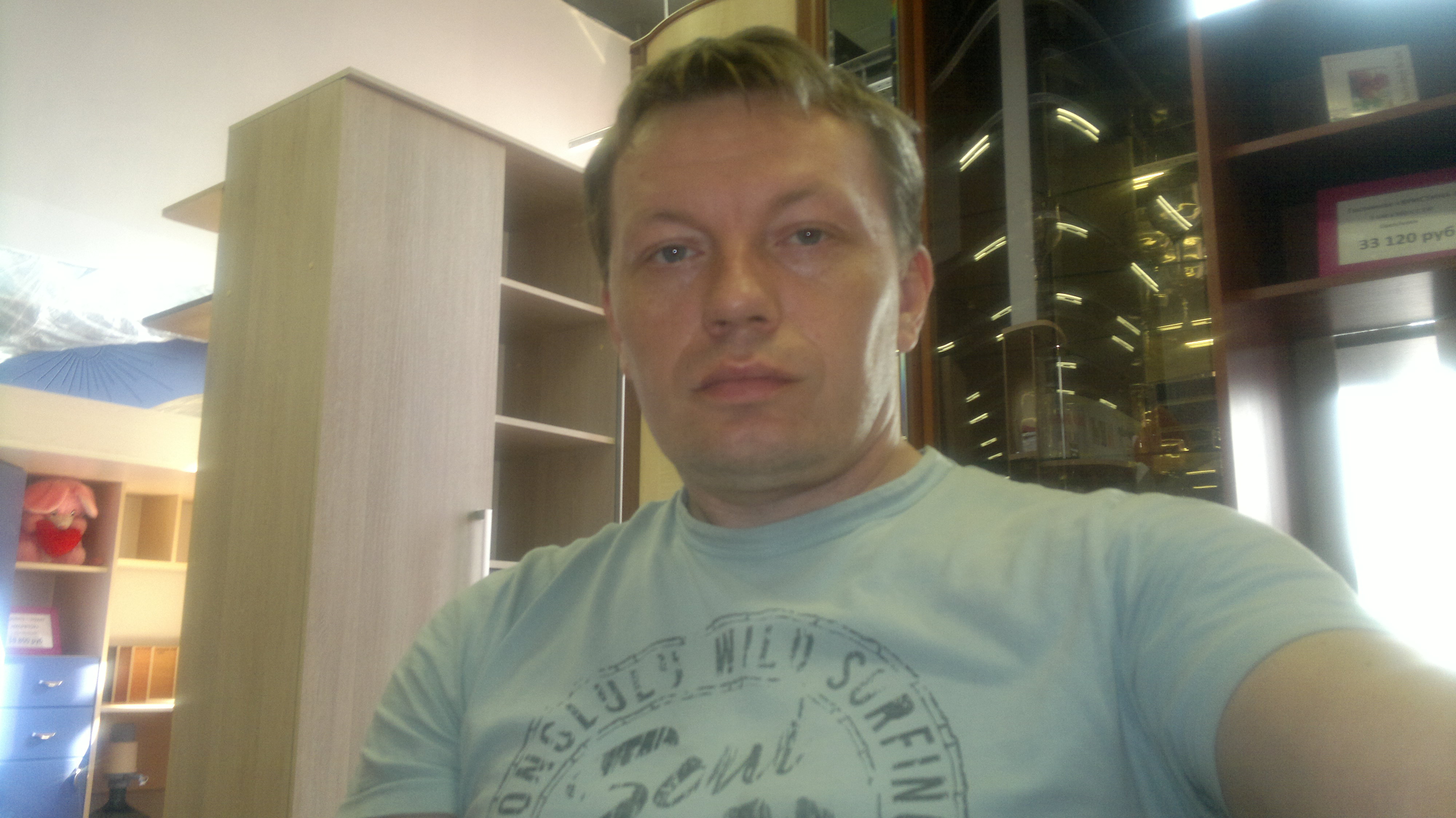 Петр Антонов