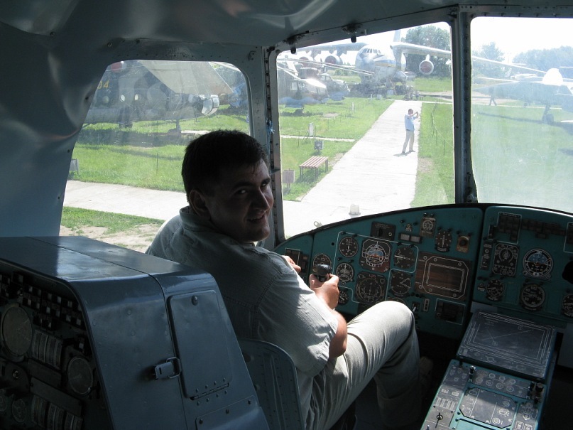 Александр Листопад