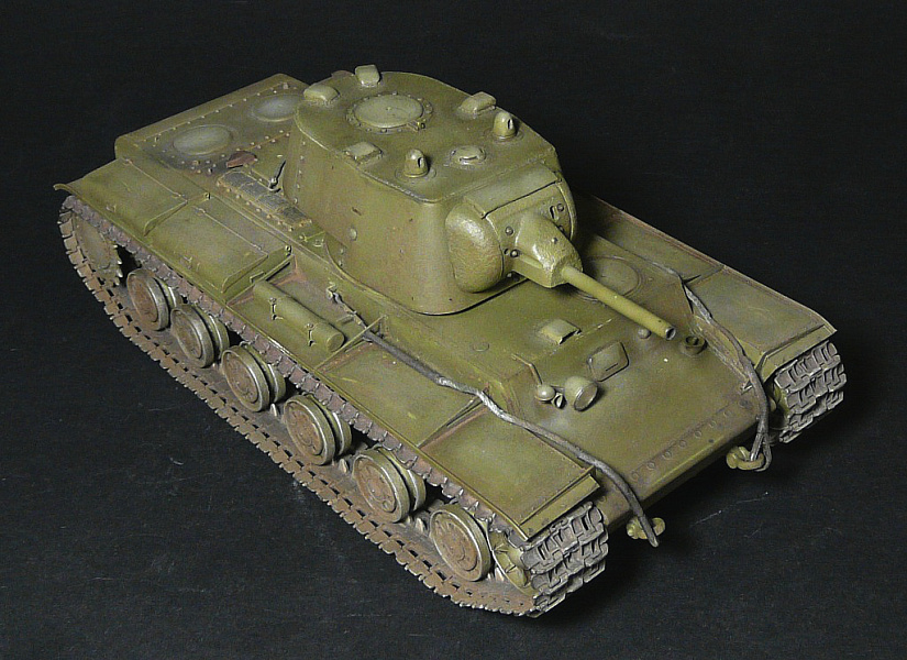 Кв 1 1 35. Кв-1 Trumpeter. Кв-1 Trumpeter 1/35. Кв 1 Трумпетер. Кв2 танк 1:35 Тамия.