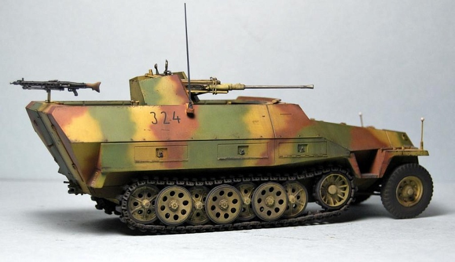 Sd.Kfz.251/17 Ausf.D — Каропка.ру — стендовые модели, военная миниатюра Sd.Kfz.251/17 Ausf.D — Каропка.ру — стендовые модели, военная миниатюра