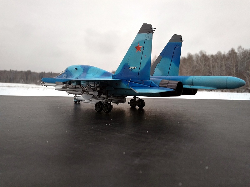 Су-32фн — Каропка.ру — стендовые модели, военная миниатюра