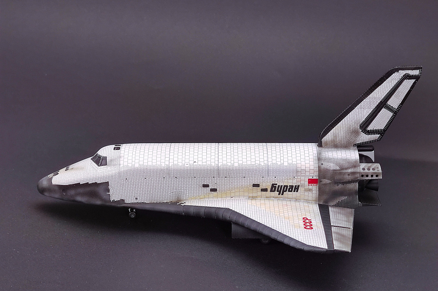Модель бурана. Буран 1.02. Игрушечный 14402d Советский космический корабль Буран Ark model 1 144. Окраска Бурана 1 144. Буран модель деревянная.