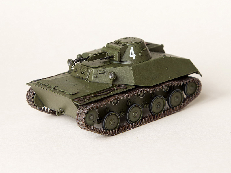 Советский лёгкий танк Т-40 (1:72)