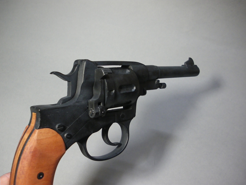Револьвер наган охолощенный ВПО 526 СХП, 10x24