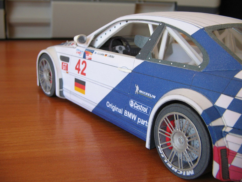 Бмв из бумаги. BMW m3 GTR развертка. Papercraft BMW m3 GTR. Бумажная модель BMW m3 GTR. WMC BMW m1.