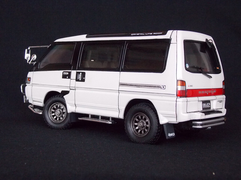 Mitsubishi delica год выпуска. Mitsubishi Delica 4wd. Mitsubishi Delica l300. Mitsubishi Delica Star Wagon 4wd. Mitsubishi Delica Star Wagon 4wd super exceed.