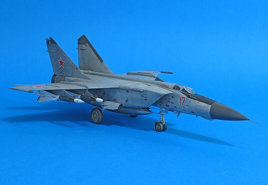 МиГ-25ПД — Каропка.ру — стендовые модели, военная миниатюра
