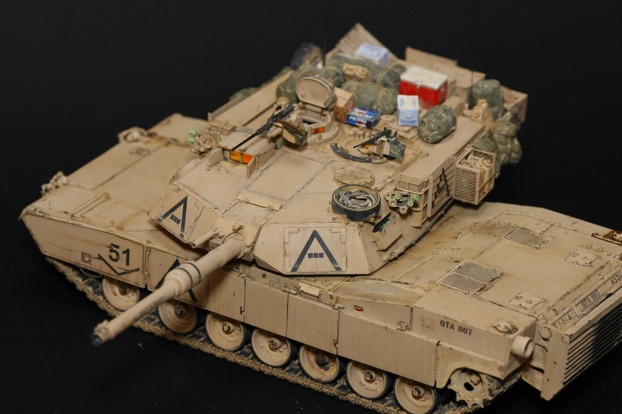 Модель Abrams Iraq 2003 1/35 Tamiya. M1a1 HC. M1a1 "Abrams" 1/35 Italeri.